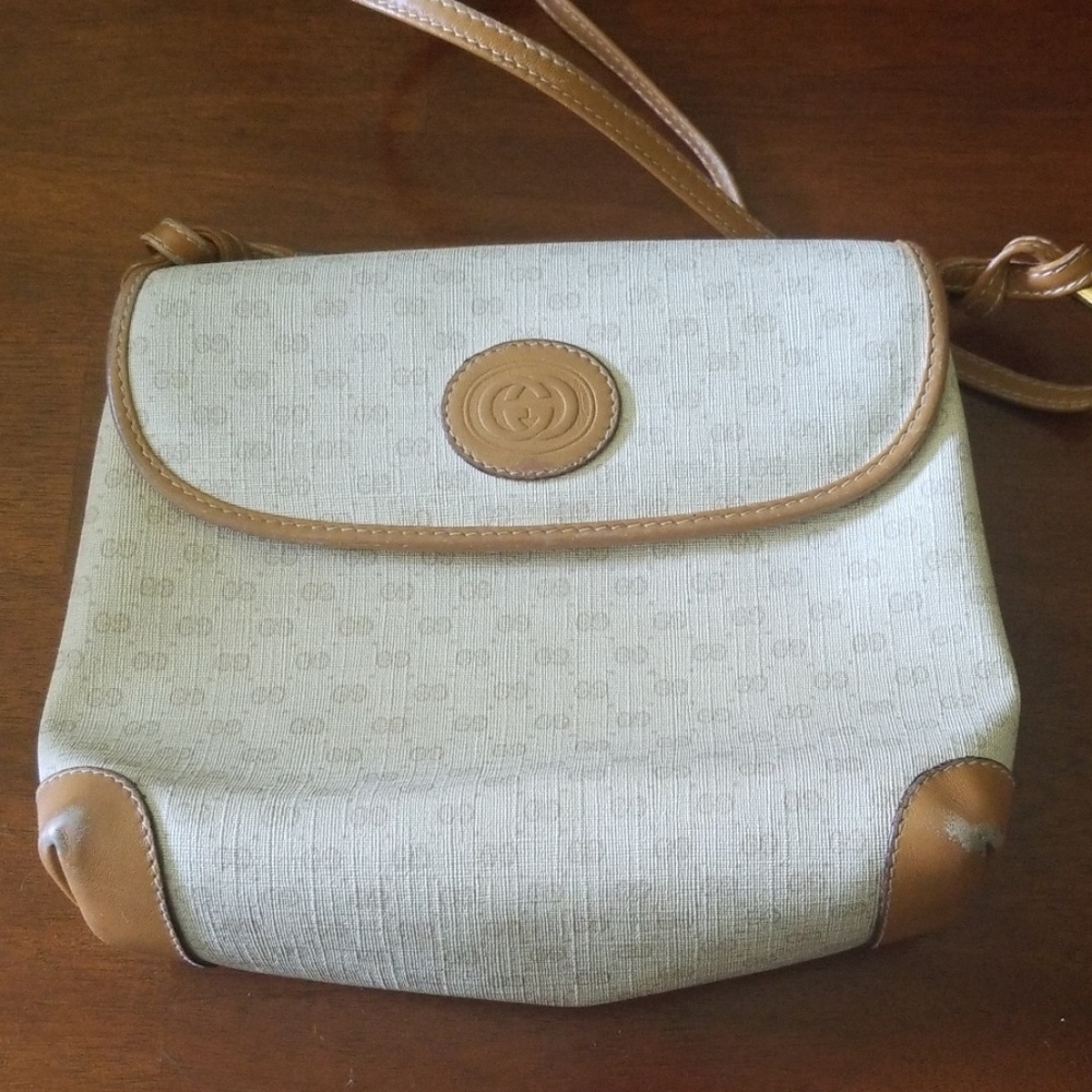 Vintage Gucci small satchel purse